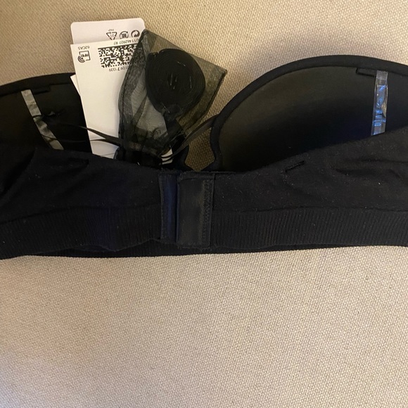 Brand new strapless bra - Picture 3 of 5